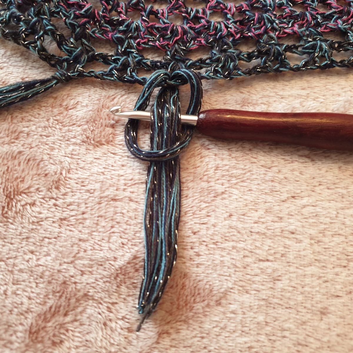 Blog-Inhaltsbild für 'Fransen herstellen - meine Tipps und Tricks für Dich'